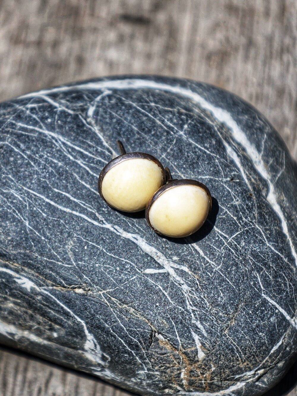 Cream Cabochon Stud Earrings Sterling Silver Ivory Color Dome Round Boho